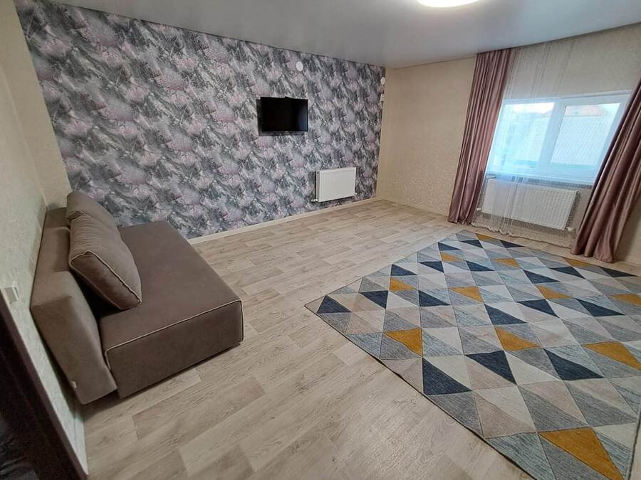 Аренда второго этажа дома с бассейном и батутом - arenda-soliletsk.ru
