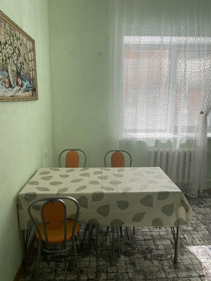 Трёхкомнатная квартира площадью 100 кв.м. - arenda-soliletsk.ru