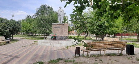 Сквер им. Ленина - arenda-soliletsk.ru